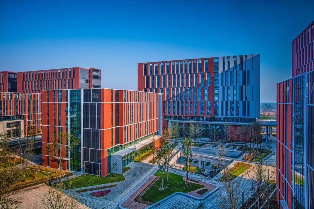 重磅！從改革開放40年看成都工業(yè)“蝶變”之路！